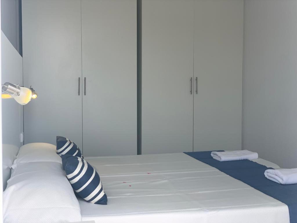 Es Nautico Suites Porto Cristo Extérieur photo