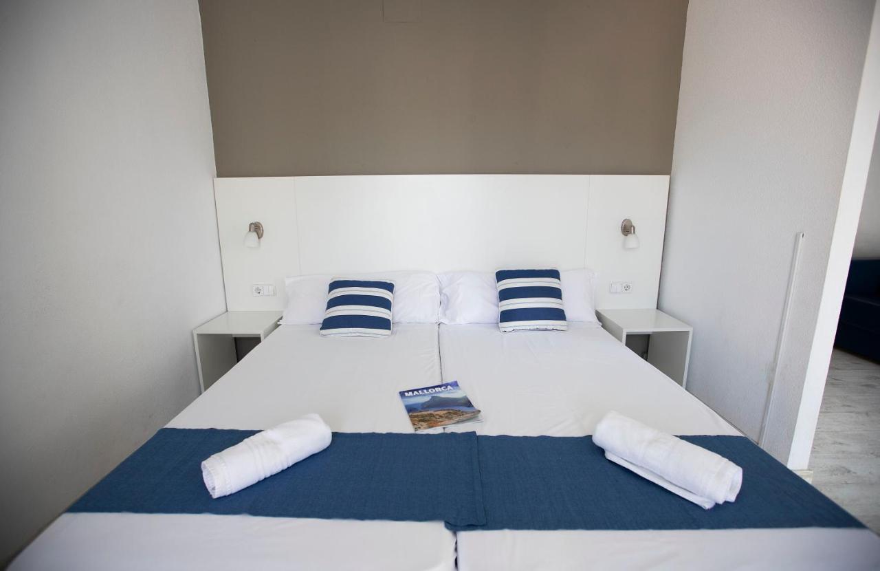 Es Nautico Suites Porto Cristo Extérieur photo