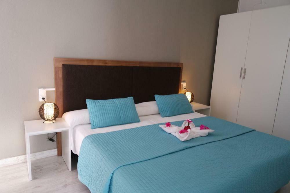 Es Nautico Suites Porto Cristo Extérieur photo